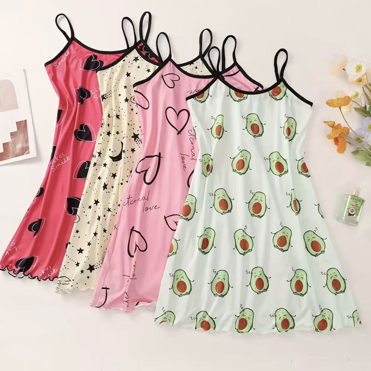 Qadın yay pijama dəsti - yumşaq kamisol don, naxışlı
