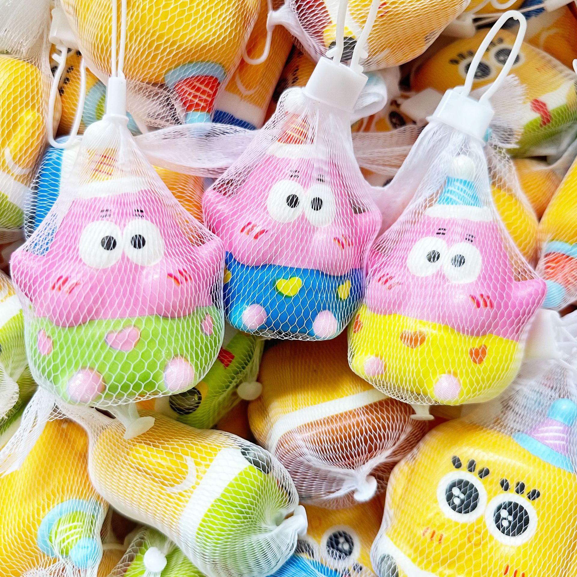 Juguetes de compresión populares de celebridades de internet para niños, figuras de rebote lento, regalos de Ao Bing, alivio del estrés al por mayor.