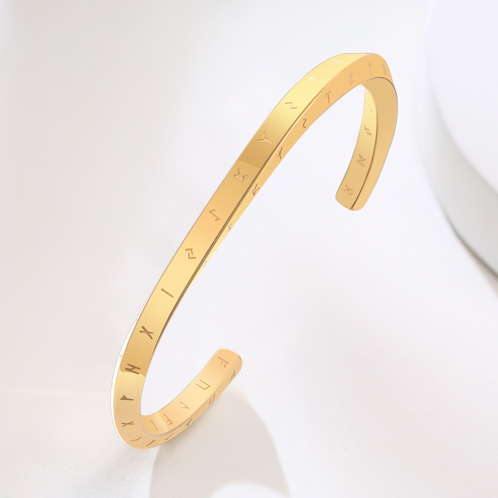 영문 바이킹 문양 골드 팔찌