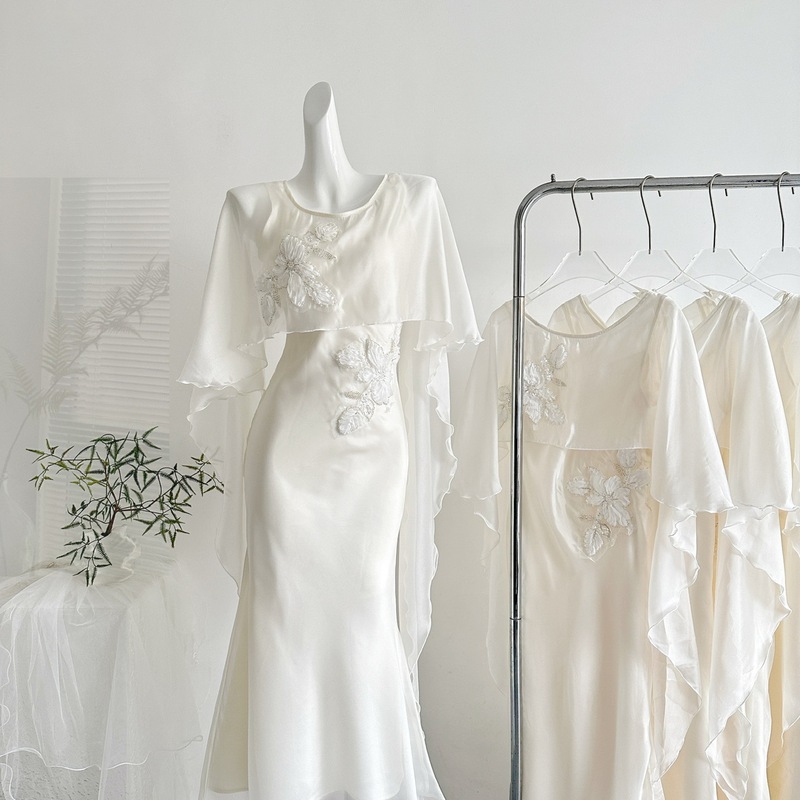 French-Style Embroidered Patchwork Dress for Women, High-End, Elegant, Slim-Fitting, Long Dress, New Summer Style, White Sleeveless Dress