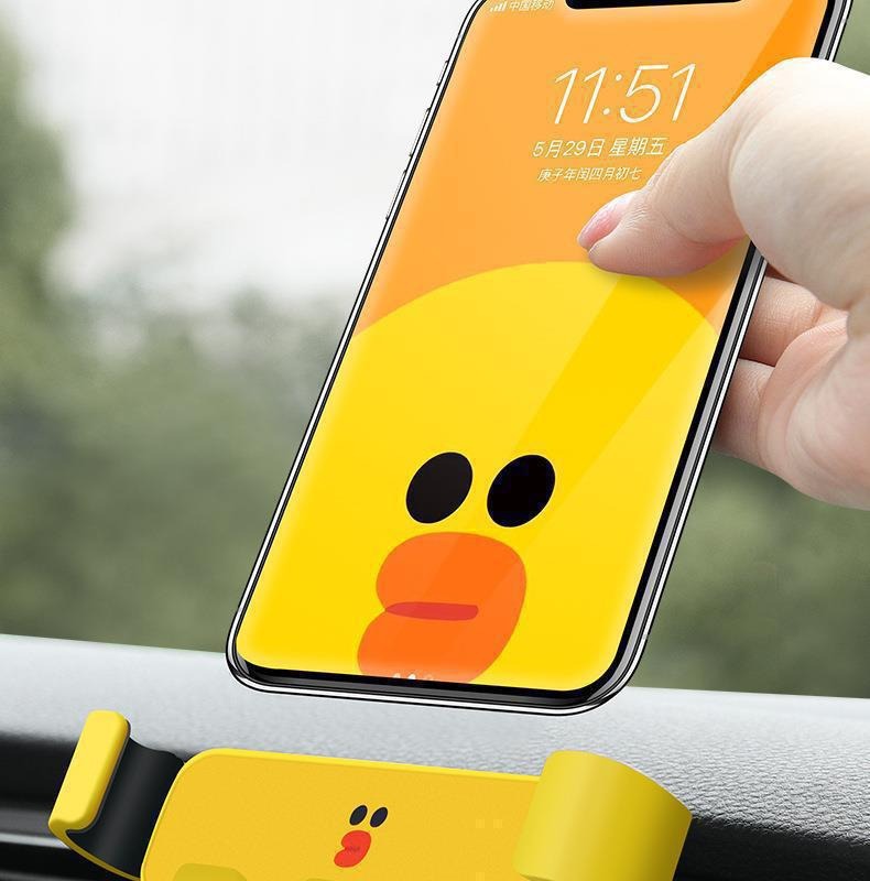 Brown Bear Smartphone Holder for Electric Vehicles, Universal Car Air Vent Gravity Navigation Mount