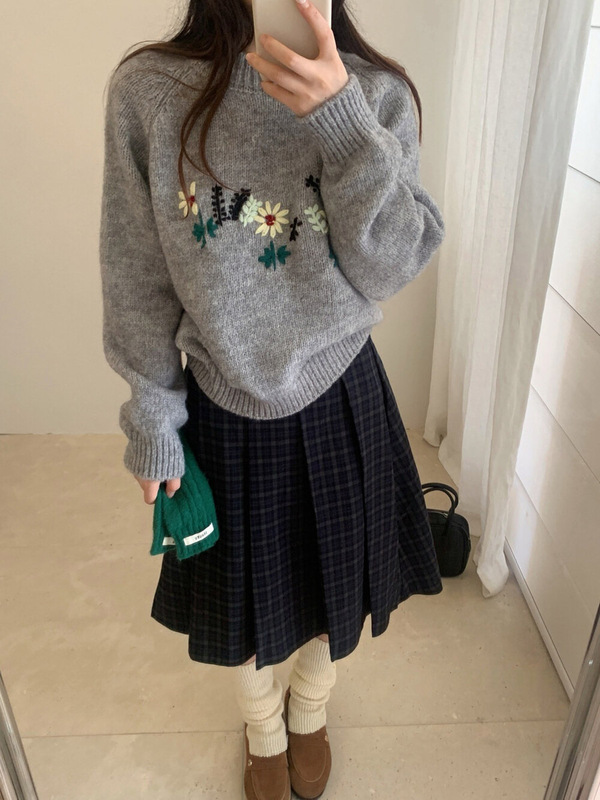 木四 重工手工刺绣花朵毛衣女慵懒风秋冬新东大门套头针织衫M6691|undefined