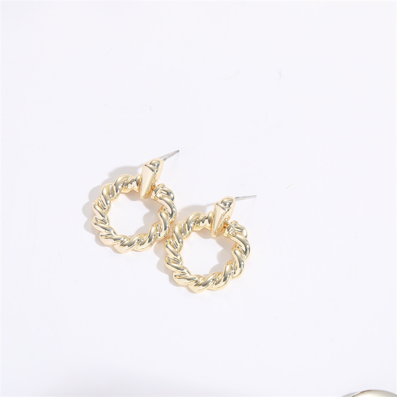 INS Style Round Heart Shape Copper Plating Hoop Earrings Drop Earrings 1 Pair