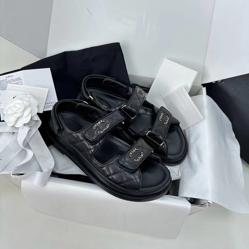 High-End Custom-Made 26 Small Chanel-Style Summer Sandals with Gold Coin Buckle and Velcro for Women, Genuine Leather Flat Open-Toe Roman Beach Sandals