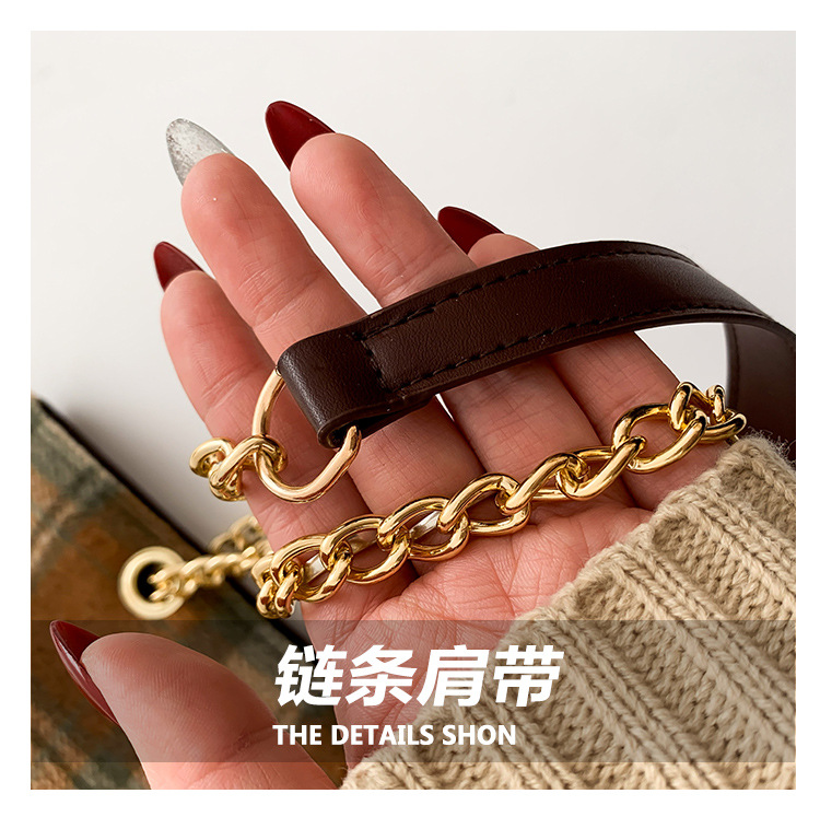Fashionable woolen trendy striped deer bag for women, new autumn 2024 collection, chain niche single-shoulder crossbody bag Item Picture