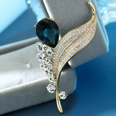 新款高档微镶锆石墨兰水晶叶胸针铜镀真金胸花服装配饰批发代发