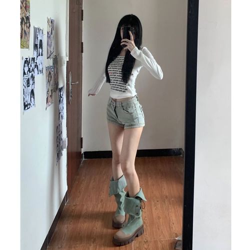 250g Skinfood Long-Sleeve T-Shirt with U-Neck and Straight Hem for Women - Slim Fit, Short-Style Printed Top