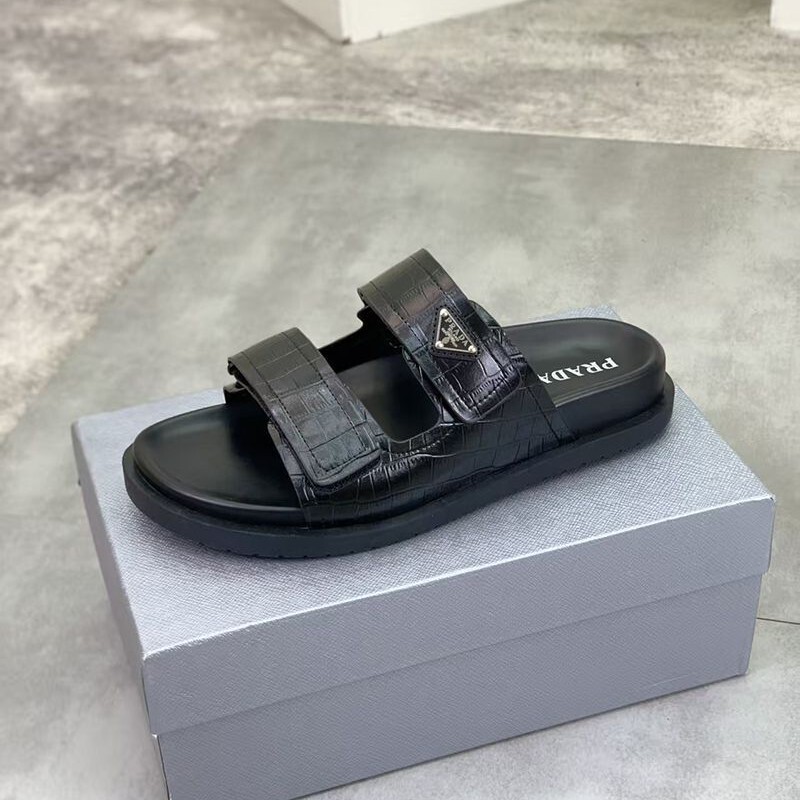 Original Brand New Trendy Men's Slippers, New Casual Slide Sandals for Summer, Versatile Fashion Classic Slippers Original Brand New Trendy Men's Slippers, New Casual Slide Sandals for Summer, Versatile Fashion Classic Slippers