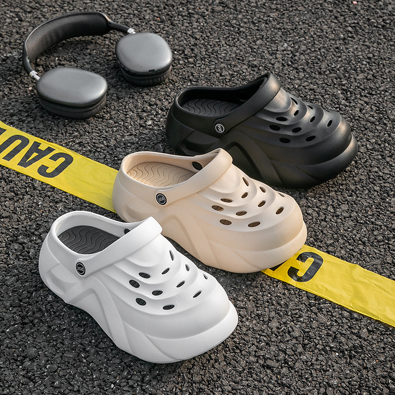 Summer New Casual Thick Sole Cave Shoes Women's Detachable Height-increasing Sandals Eva Shit-feeling Beach Outer Wear Slippers