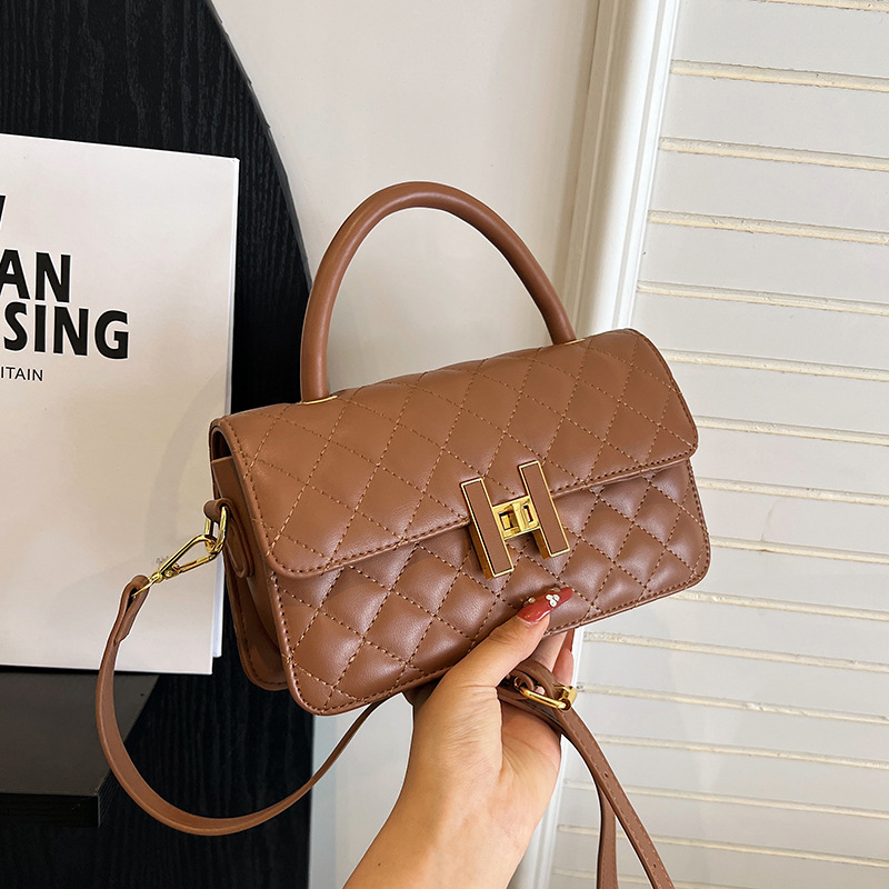 2023 new style small fragrant style rhombic bag new fashion shoulder bag design sense all-match handbag_voghion.com