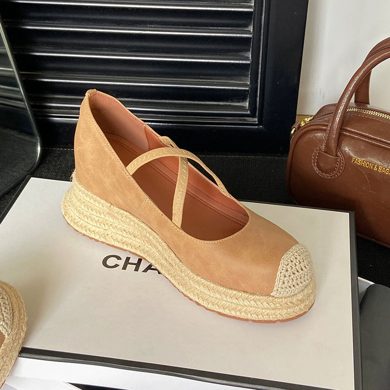 メリージェーンシューズ女性卸売春の新ファッション多用途ウェッジヒール靴気質ワンラインバックル浅い口の小さな革靴|undefined