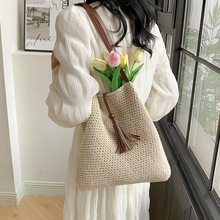 手工棉线钩针珠子吊穗跨境批发草编编织单肩手提斜挎网红度假女包