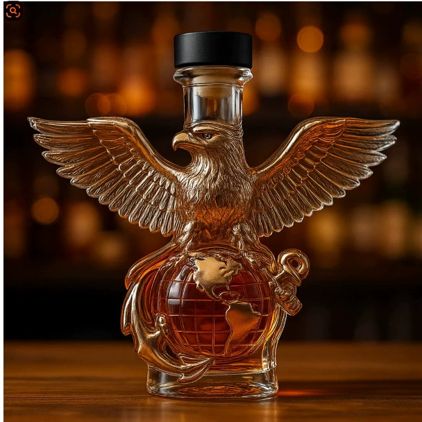 Граница Funny French Bulldog Whiskey Bottle Funny French Bulldog Whiskey Bottle