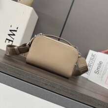 L�����¿ɫţƤlogo��ӡ��������C��б���Ů���μ����Ʒ�|