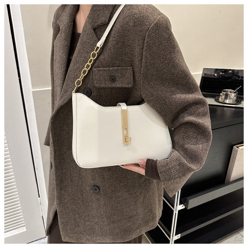 High-end niche bag women's  autumn and winter new ins shoulder armpit bag retro French fashion commuter bag