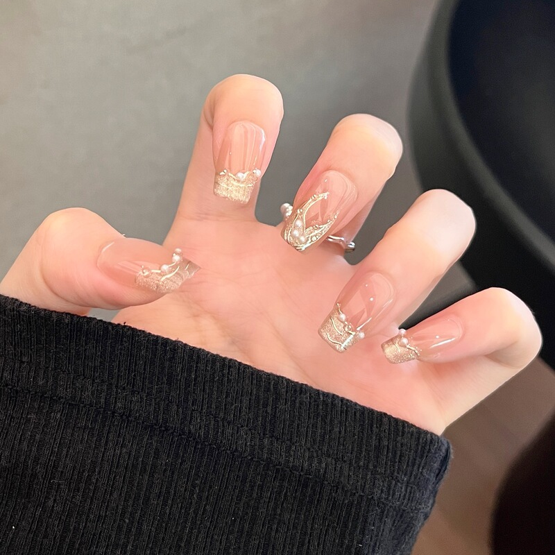 Ins Pure Desire Style Wearable Nails Nude Color Fishtail Pearl Light Luxury Nail Art Nail Pieces Finished Product 2026 New Nail Stickers