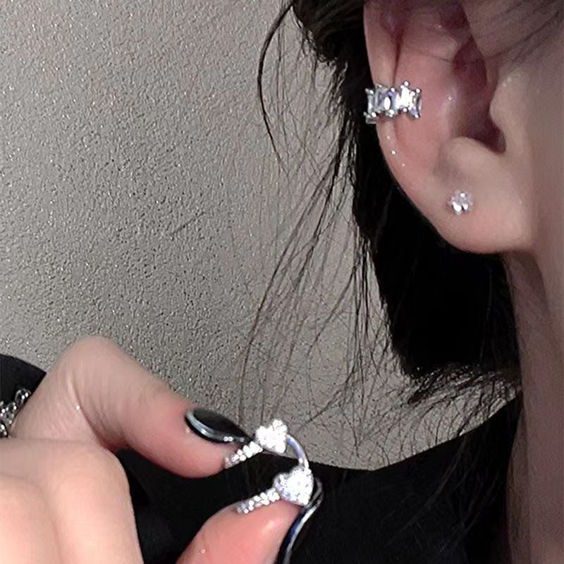 Heart Shape Pattern Women's Gender 1 Piece Lady Heart Shape Plating Inlay Alloy Rhinestones Ear Cuffs