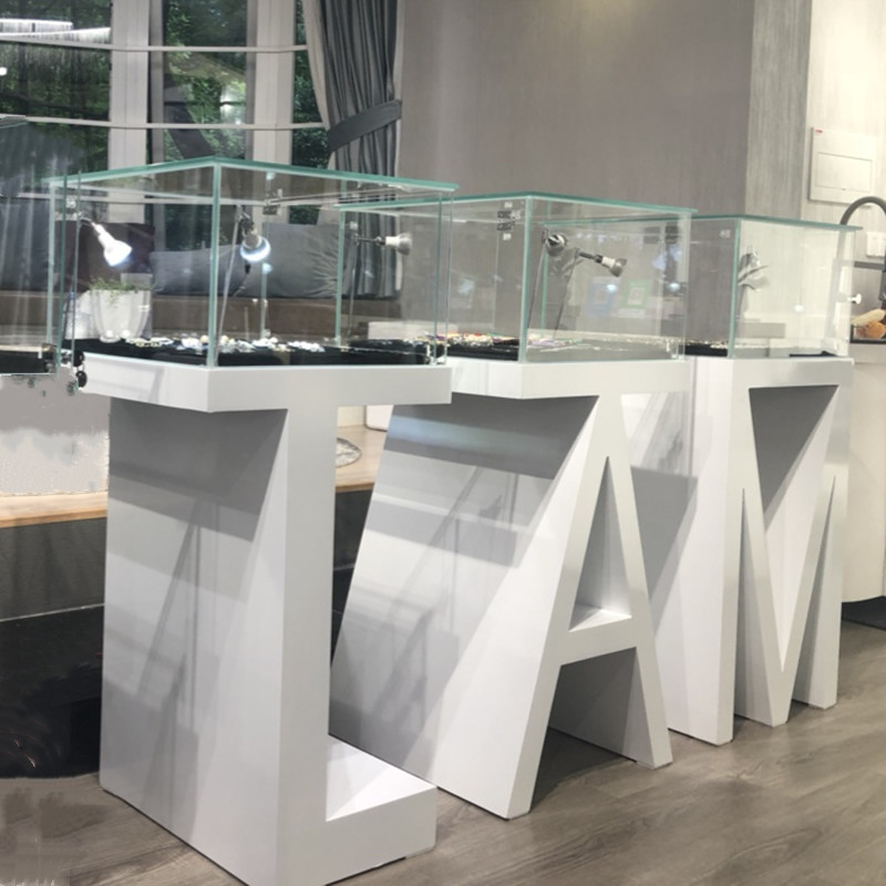 字母展柜产品展示台玻璃珠宝柜陈列柜展厅展览展示柜烤漆艺术展台