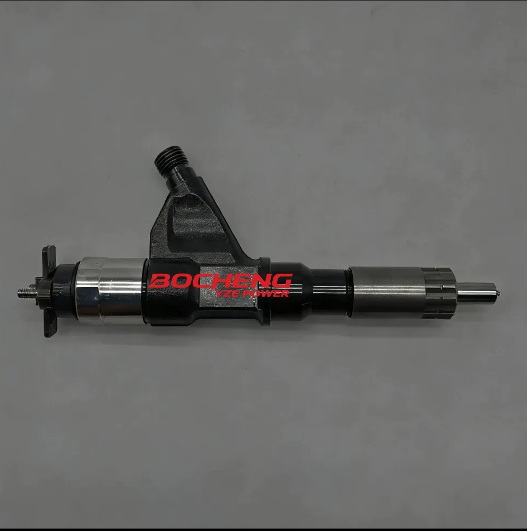 095000-2130 Denso Fuel Injector Common Rail Injector Assembly
