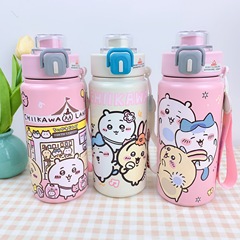 新商品の吉伊卡わぁ保温カップアニメchikawawaステンレスダブルカップ学生カップロープ付き600ml