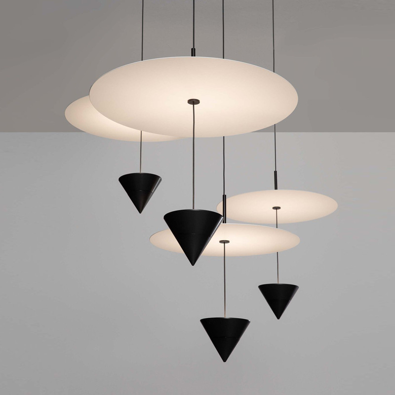 Nordic long-line flying saucer lamp restaurant bar table Japanese style silent wind creative decoration LED black pendant chandelier Nordic long-line flying saucer lamp restaurant bar table Japanese style silent wind creative decoration LED black pendant chandelier