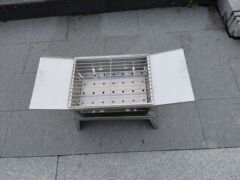 Lonceバーベキューオーブン家庭用バーベキューグリル屋外グリル折りたたみポータブル小型炭素炭焼きバーベキューストーブ