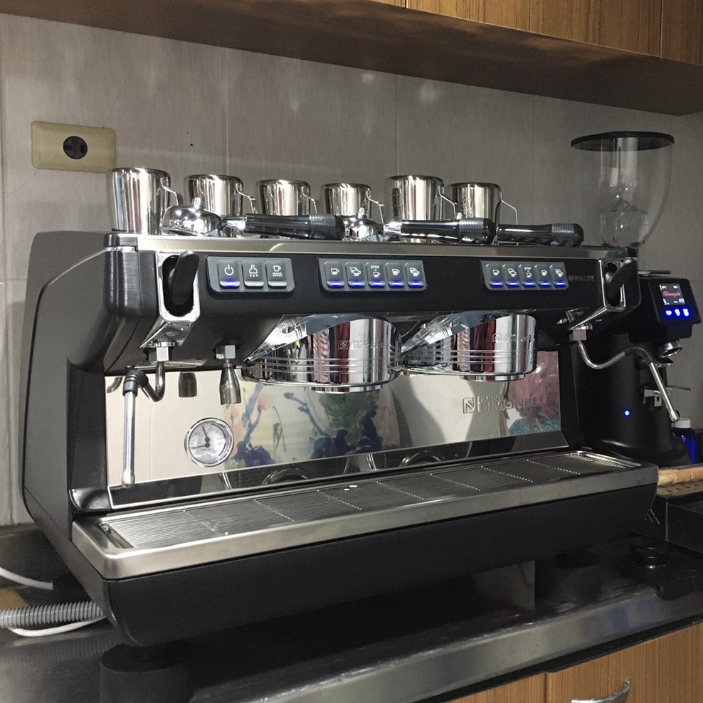 Nova Nuova appia life Máquina de café semiautomática de dos cabezas italiana Control electrónico comercial Versión de copa alta