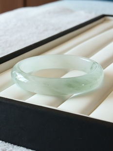 ��ɽ�������Cѩ���z��G�h�����ɫ