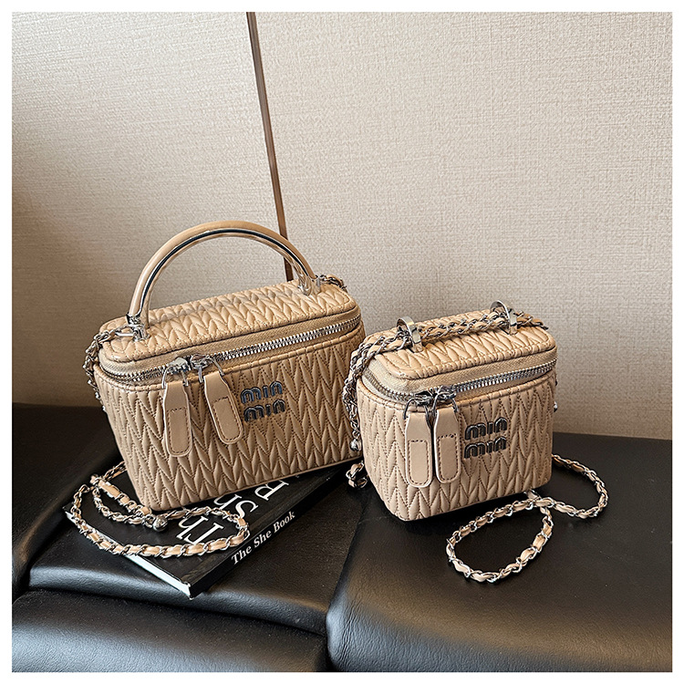 Soft surface pleated bucket bag for women, 2025 new style hand-held hard shell cosmetic box bag, crossbody single-shoulder mobile phone bag undefined