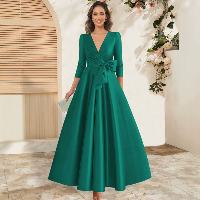 European and American style satin evening gown, fitted at the waist, with a flowing skirt, featuring a bow, long design, suitable for mothers of the bride, wedding guests, and as a hostess dress for banquets European and American style satin evening gown, fitted at the waist, with a flowing skirt, featuring a bow, long design, suitable for mothers of the bride, wedding guests, and as a hostess dress for banquets