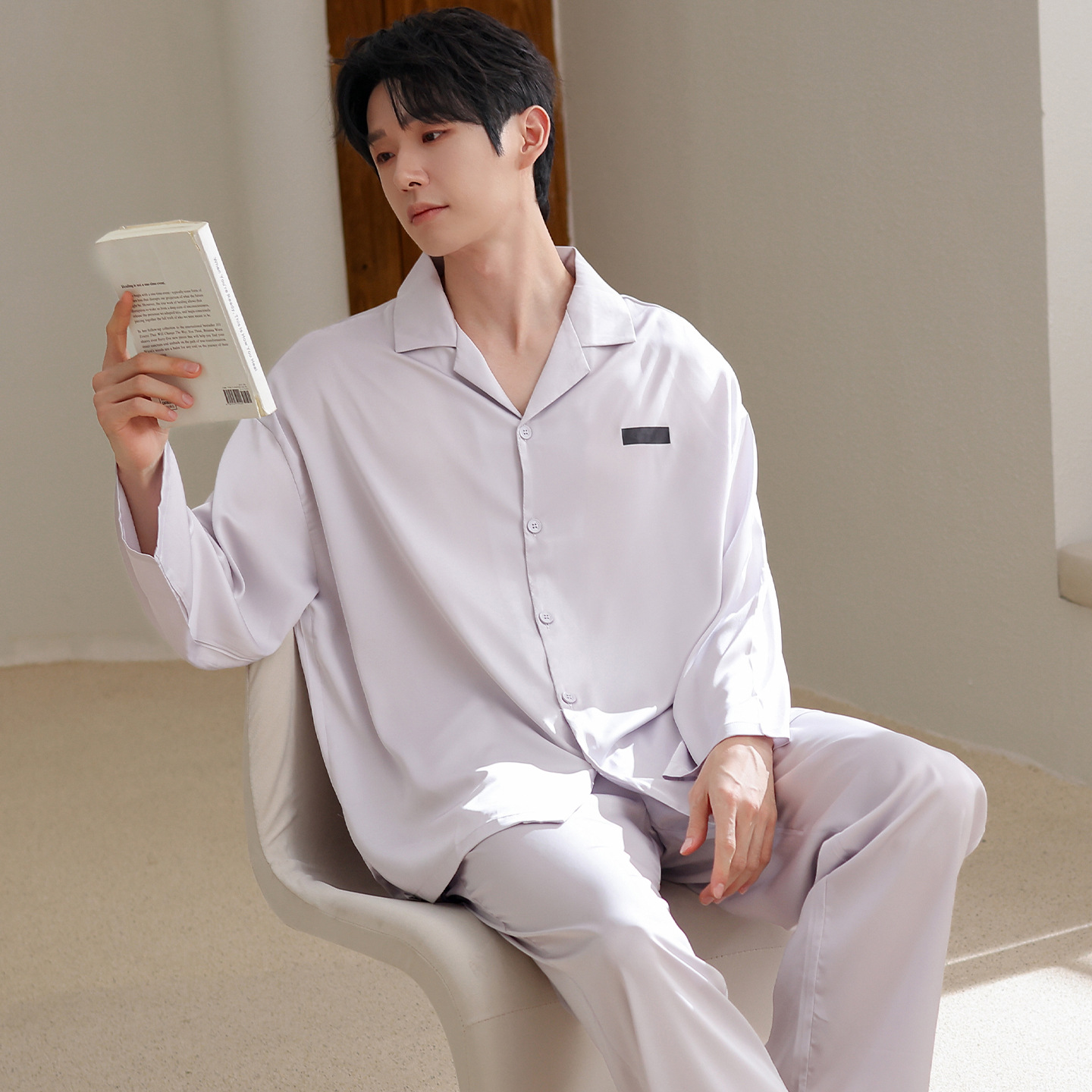 2025 New Men's Pajamas Spring and Autumn Long-Sleeved Silk Ice Silk Loungewear Thin Imitation Silk Satin Men's Suit