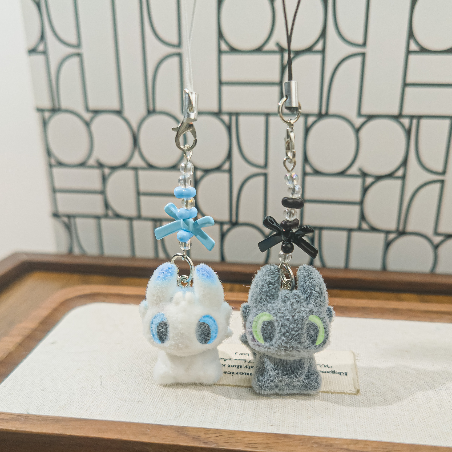 Bow N55 Same Style Creative Small Gift Toothless Boy Light Couple Mobile Phone Chain How to Train Your Dragon Doll Bag