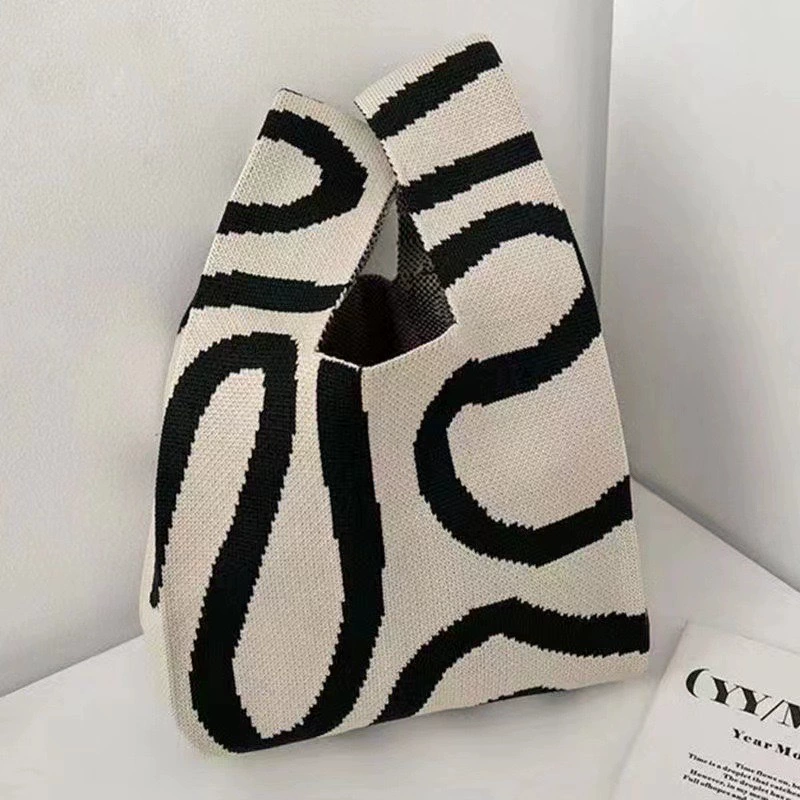 **Trendy Straw Shoulder Bag by 棉立坊 - Perfect for Fashion-Forward Internet Celebrities!**