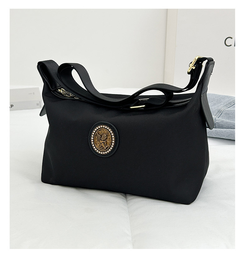 Bolso de mujer de alta calidad universal, nuevo estilo de moda, simple, ligero, elegante, mochila de hombro, mochila de trabajo casual.