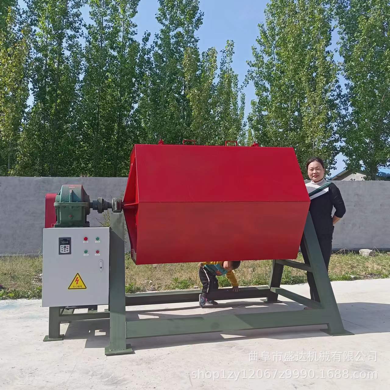 震动式零件批量研磨机 铝制品倒角去氧化层打磨机 六角滚筒抛光机