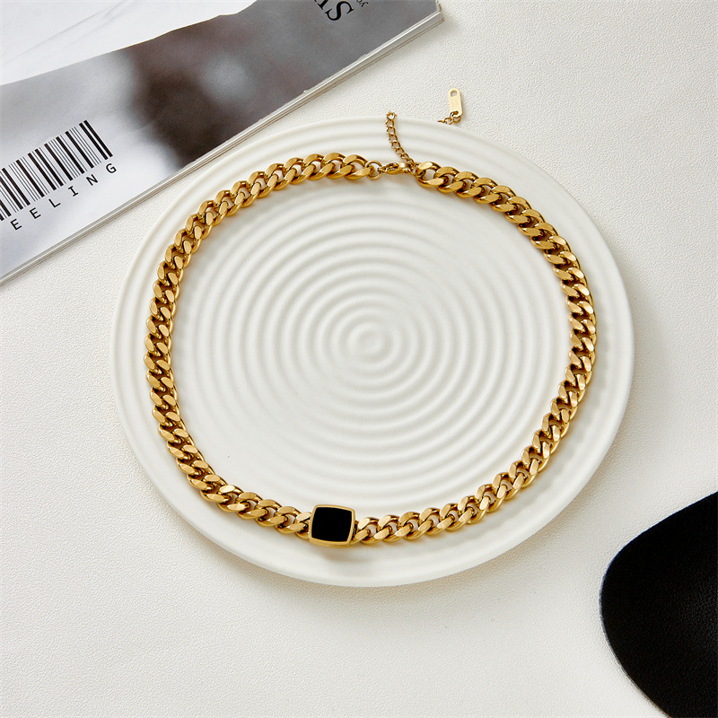 New style Simple Square Stainless Steel Oil Dripping Clavicle Chain