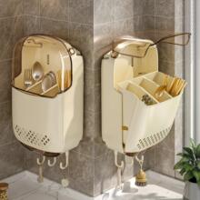 �����ռ{�бڒ�ʽ��\���÷��m�rˮ����Ͱ��\�t�;�Ͱ�rˮ�����