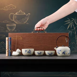国潮故宫文创火石红蝴蝶花茶具礼盒套装功夫陶瓷商务年会伴手礼品