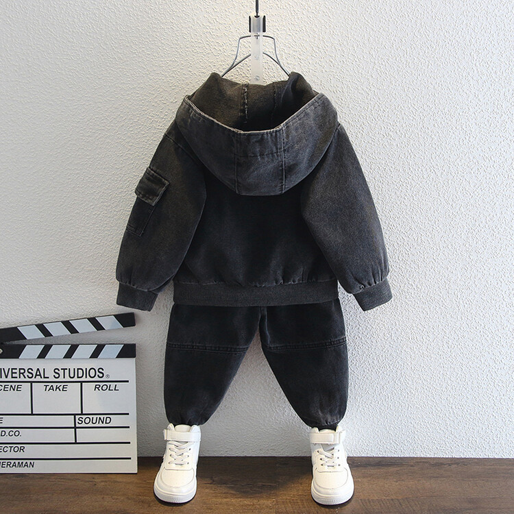 Frühlings-Cowboy-Set für Jungen 2024 Herbst Neuer Stil Hübsche einfarbige Kleidung Kleine und mittlere Kindermode_voghion.com