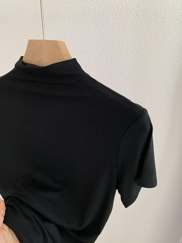 Omalai スモールスタンドカラー無地スリムフィット半袖プルオーバー Tシャツ 2025 秋の新ボトリングシャツ女性のための 4124|undefined