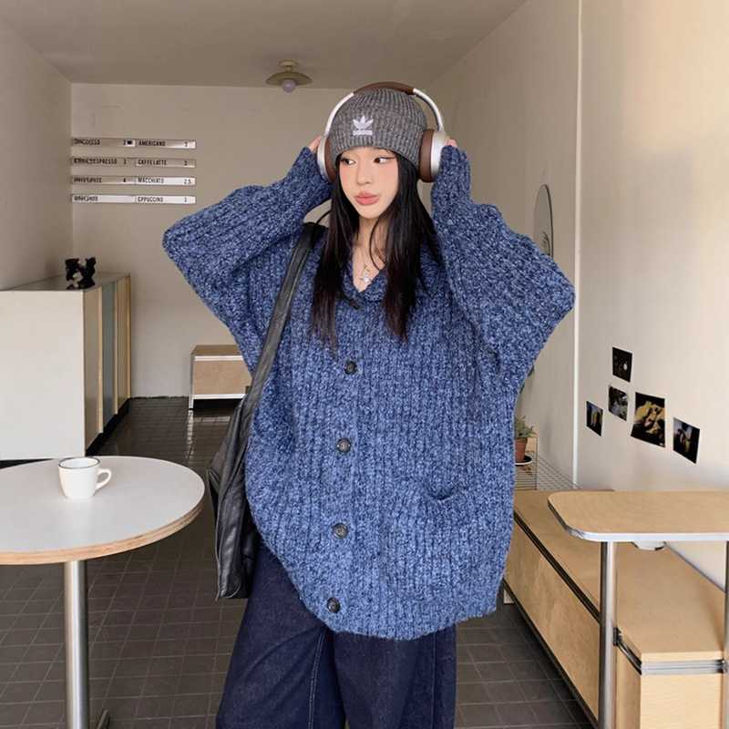 Atmospheric Loose and Lazy Stand-Up Collar Thickened Sweater Jacket for Women Autumn and Winter New Loose Casual Lazy Knitted Cardigan