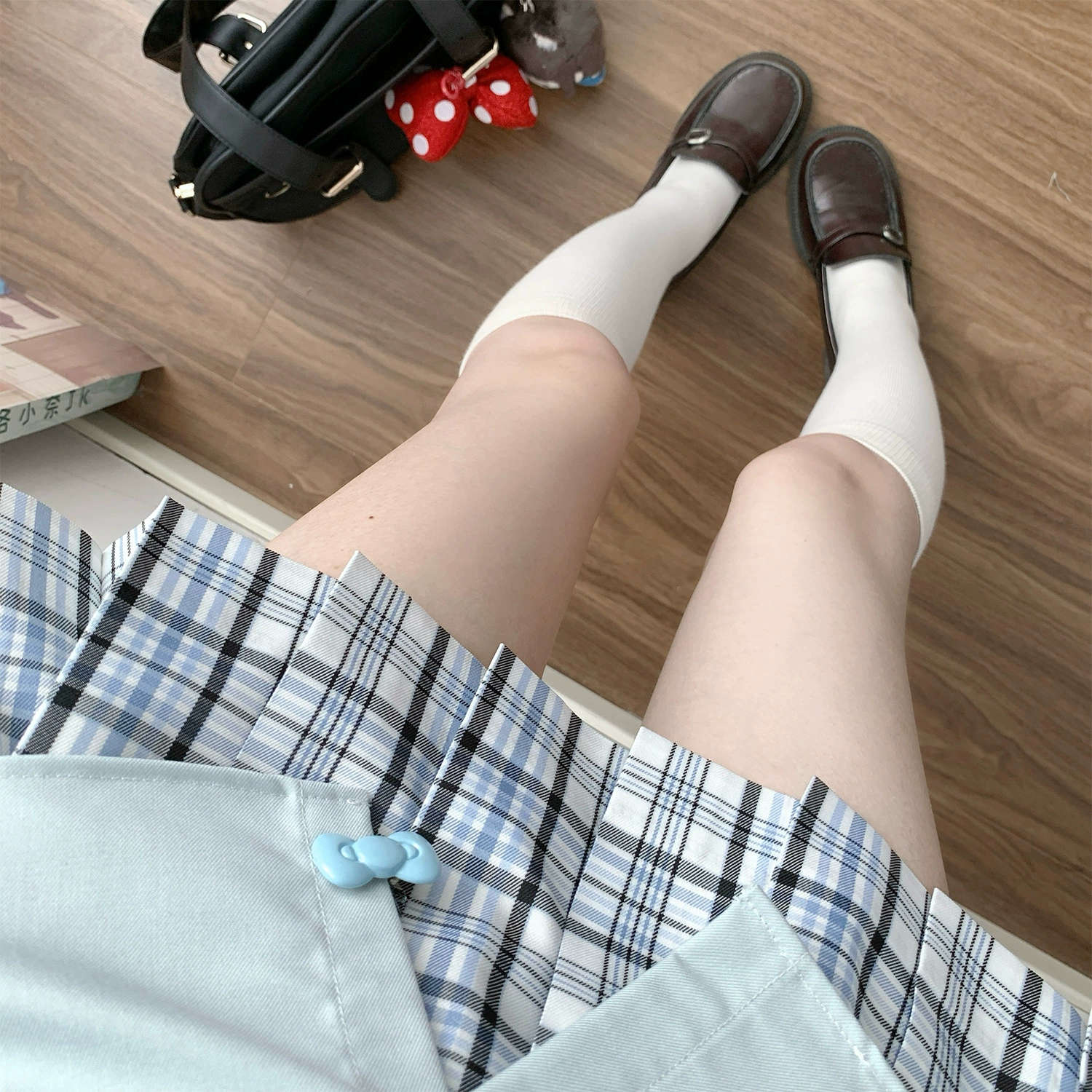 Genuine skirt, Japanese white colored uniform
