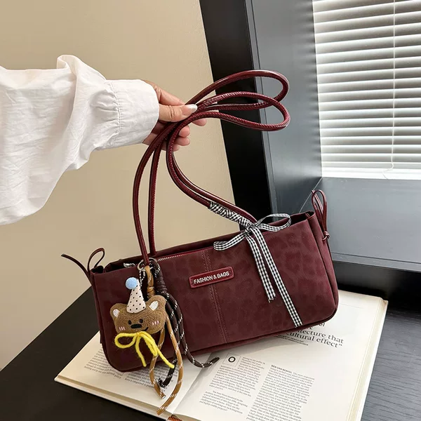 Elegant retro leopard print bag for women, 2025 new versatile shoulder bag, large capacity underarm bag, fashionable baguette bag