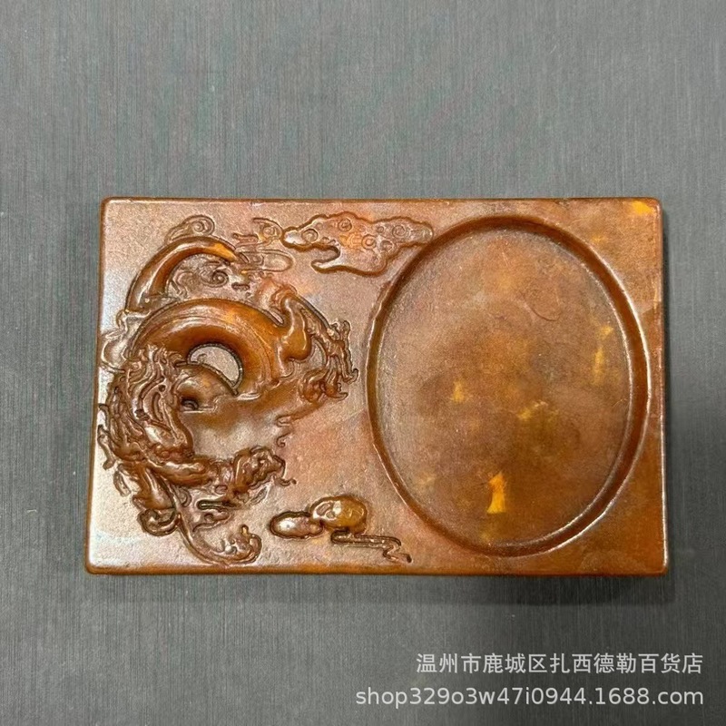 古遊び雑は古に似せて古い山の玉の彫刻の工芸品の小さい置物のメーカーの卸売りのペンダントのハンドルの露店をします。|undefined