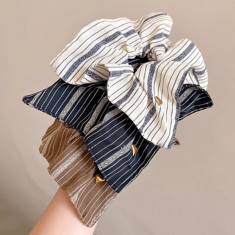 Cuerdas de cabeza cuadradas 2025 nuevas líneas retrógradas de alto nivel anillo de pelo de intestino grueso banda de goma duradera adornamiento para el cabello