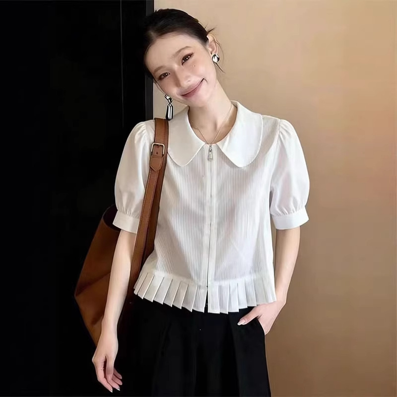 Academy-Style Doll Collar Shirt for Women, 2026 Spring New Model, Lantern Sleeves, Slimming, High-End Elegant Inner Wear Top, Trendy Academy-Style Doll Collar Shirt for Women, 2026 Spring New Model, Lantern Sleeves, Slimming, High-End Elegant Inner Wear Top, Trendy