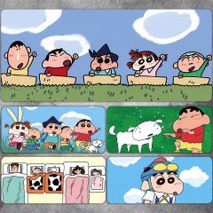 爆発的なクレヨンしんちゃんのマウスパッドが厚くなっています。
