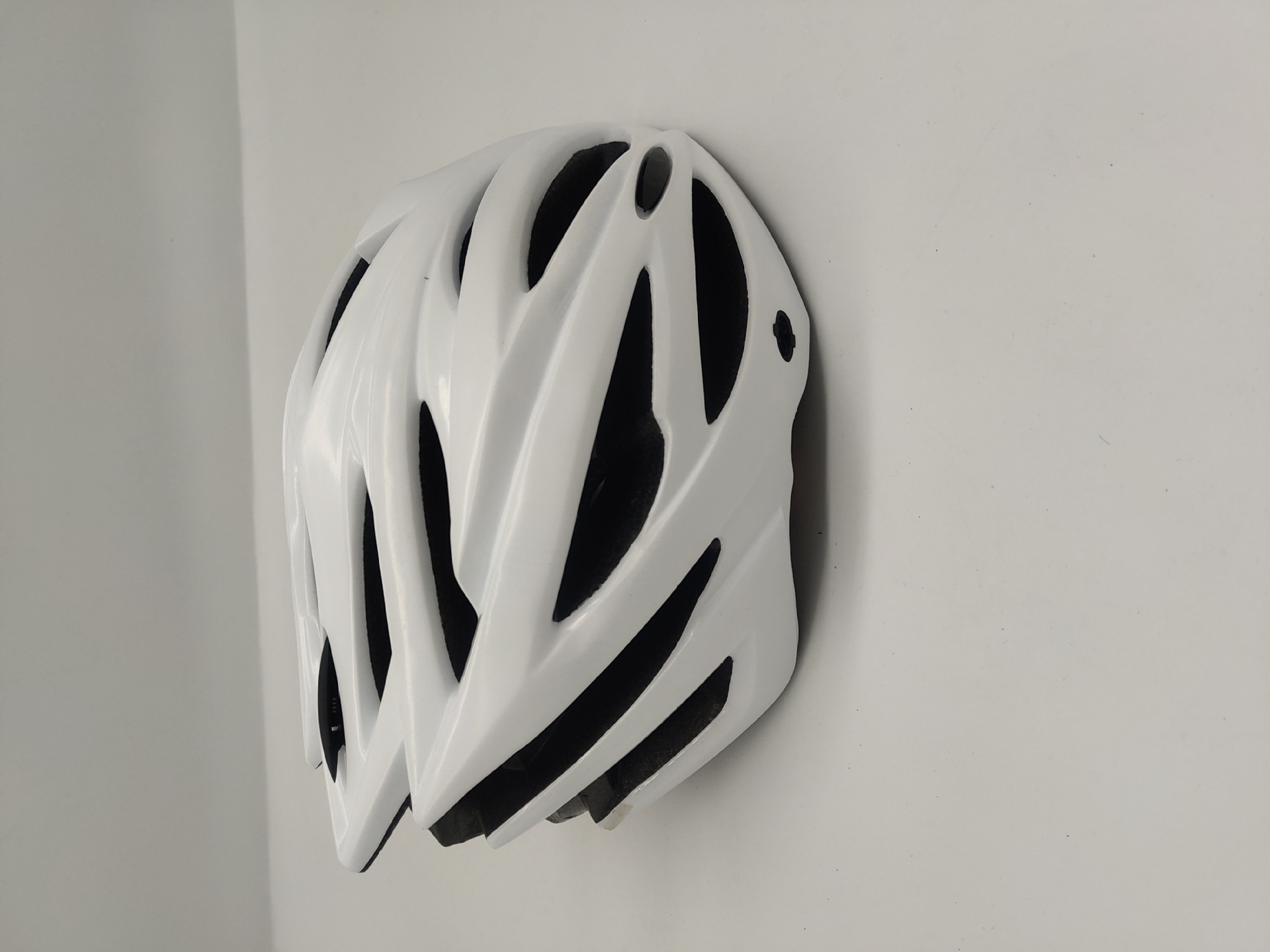 自行车一体骑行头盔 PVC头盔丝印吸塑 运动头盔丝印外壳 外壳头盔