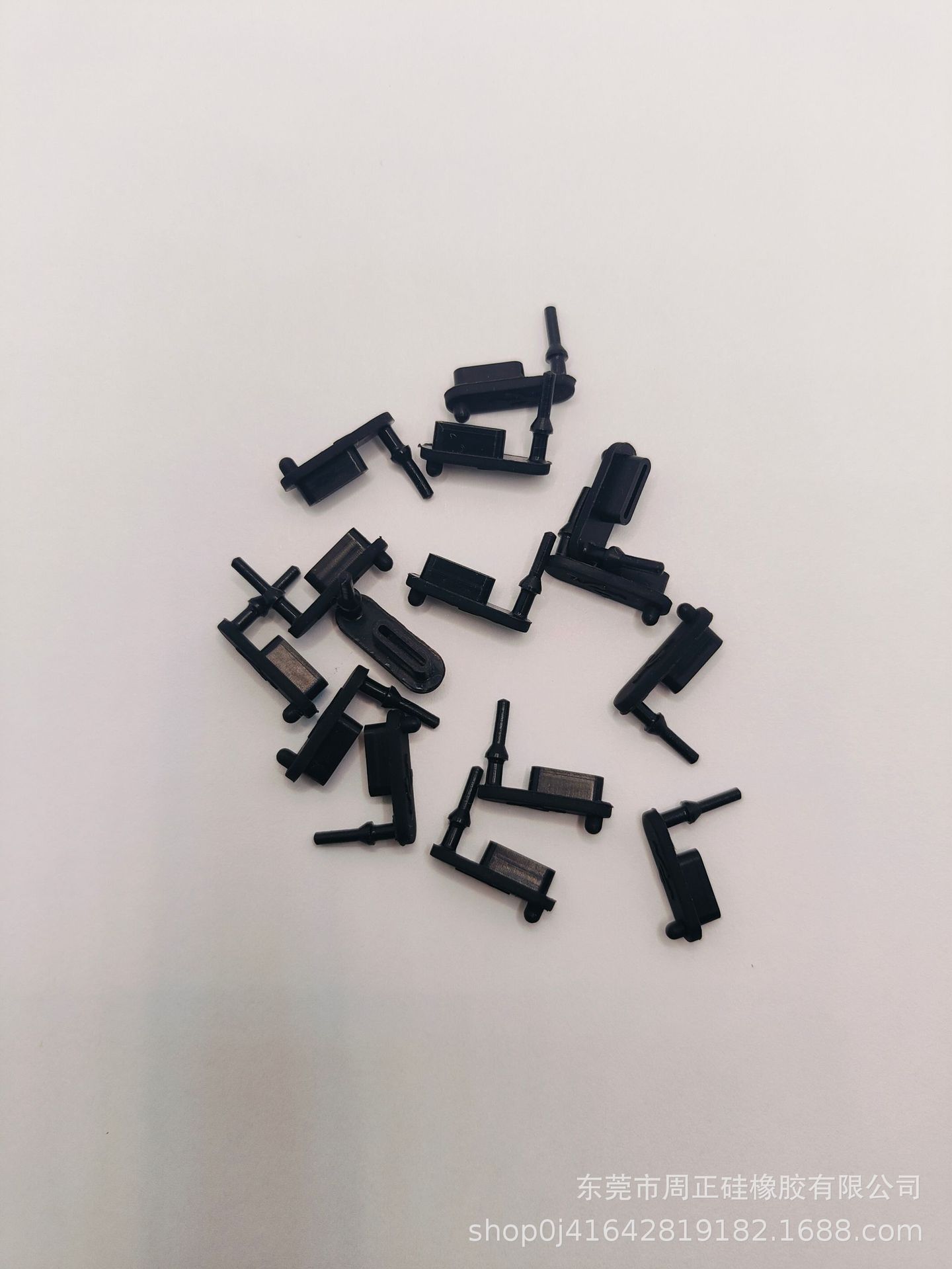 Spot tip-c dust-proof plug waterproof plug charging connector C port plug USB dust-proof cap waterproof silicone plug