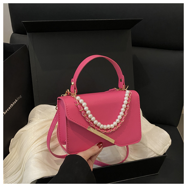 360g Weight Magnetic Buckle Closure Type Single Shoulder Strap Strap Type Shoulder Bag Bags Type Casual, Daily Occasion Pu Leather Material Solid Color Pattern All Seasons Season Women's Gender Elegant, Streetwear Style Square Shape Women's Pu Leather Solid Color Elegant Streetwear Square Magnetic Buckle Shoulder Bag 10